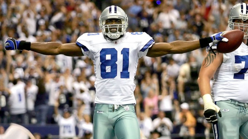 6-time Pro Bowler Terrell Owens is just one athlete who lost his massive fortune. Photo: Fox Sports