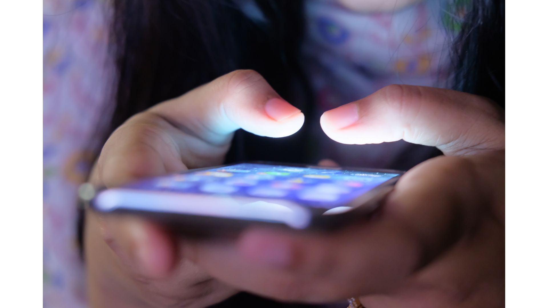 How to Create a Healthier Screen Environment at Home: 6 Practical Tips